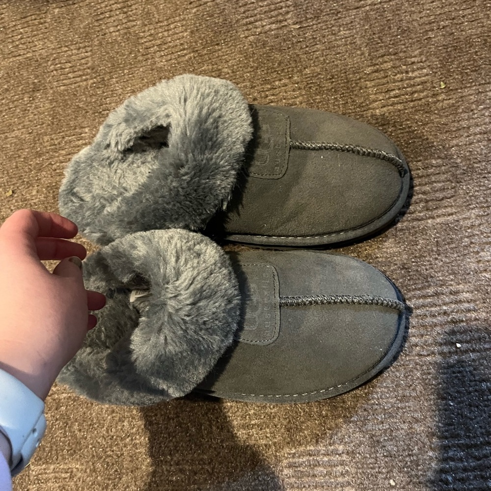 Women’s slippers